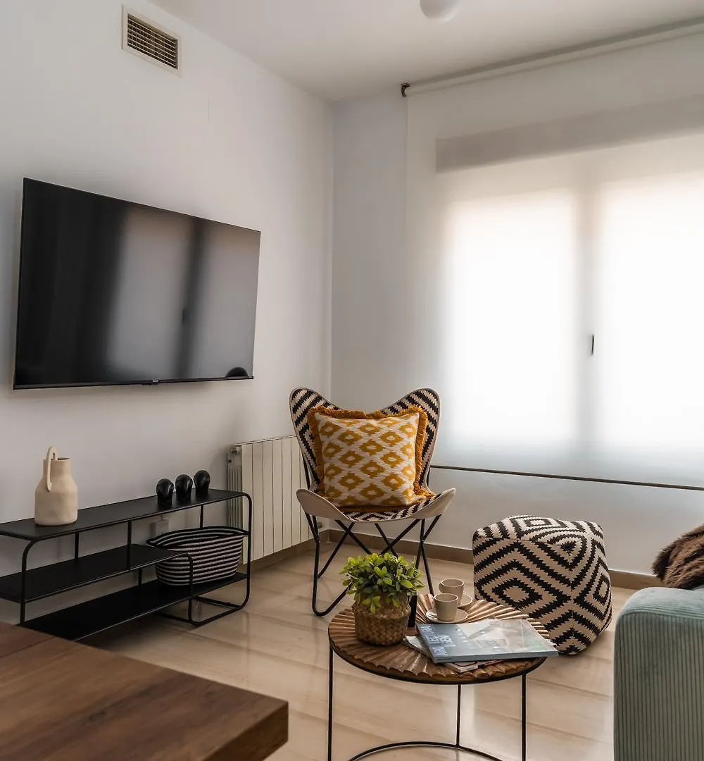 Tuguest Station With Parking Apartment Granada Spain